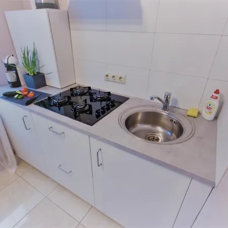 Апартаменты Cozy Flat Old In 900m *