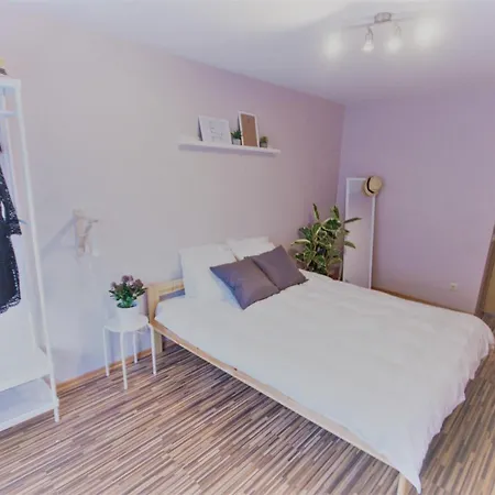 Апартаменты Cozy Flat Old In 900m